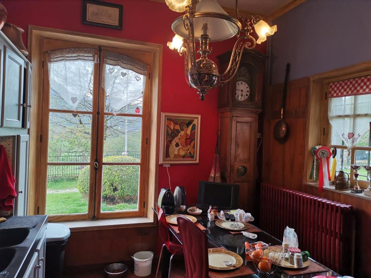 Le Kino Panorama Bed and Breakfast Vic-sur-Cère Buitenkant foto